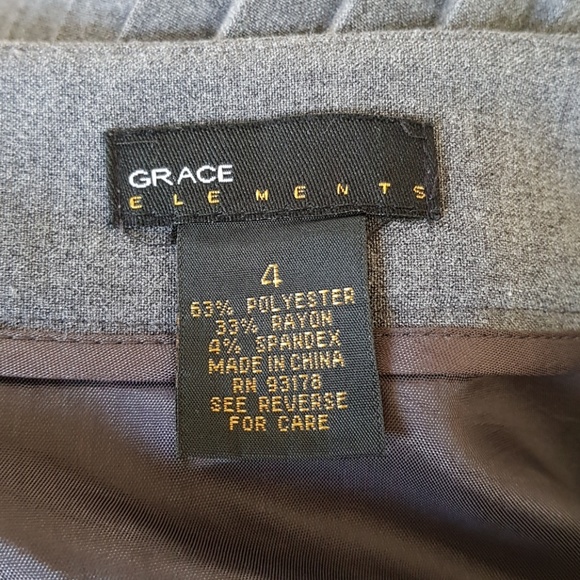 GRACE ELEMENTS Pleated Gray Skirt - Picture 4 of 6